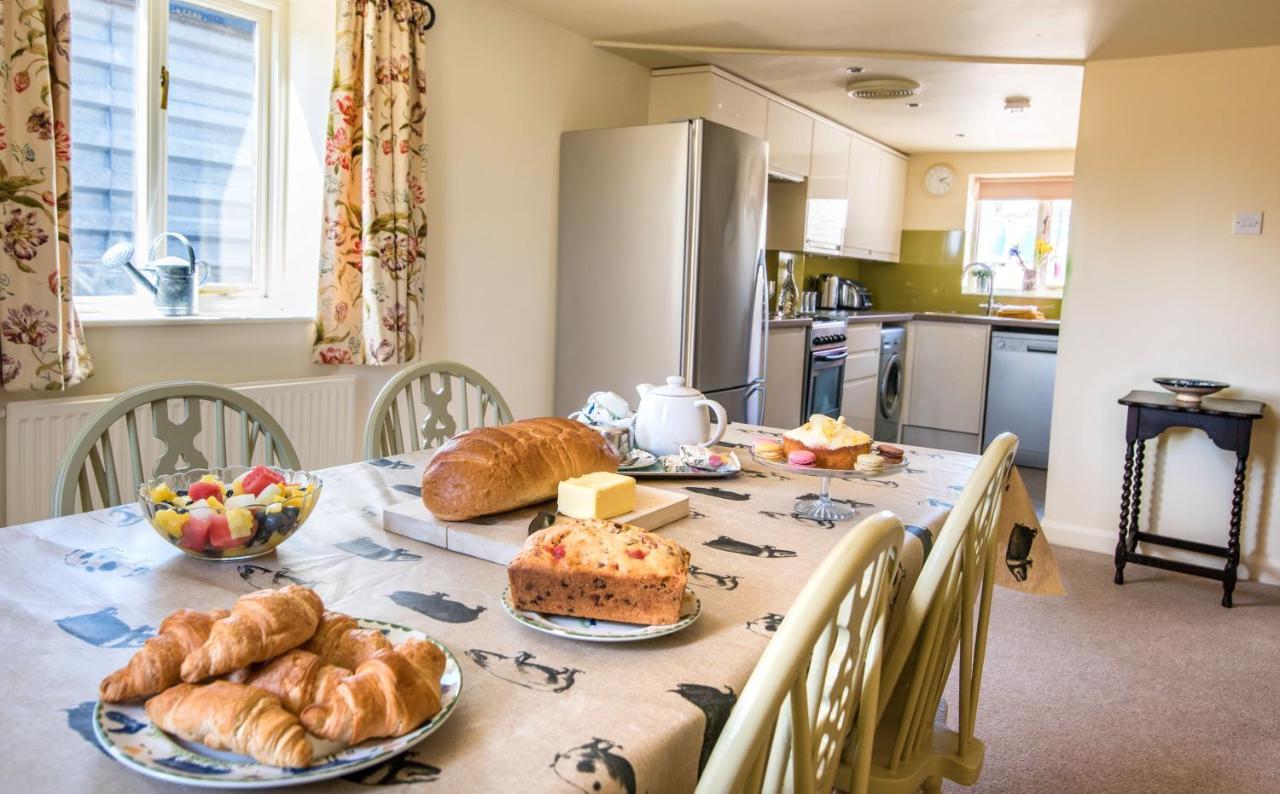 Valley View Farm Holiday Cottages Гелмслі Екстер'єр фото