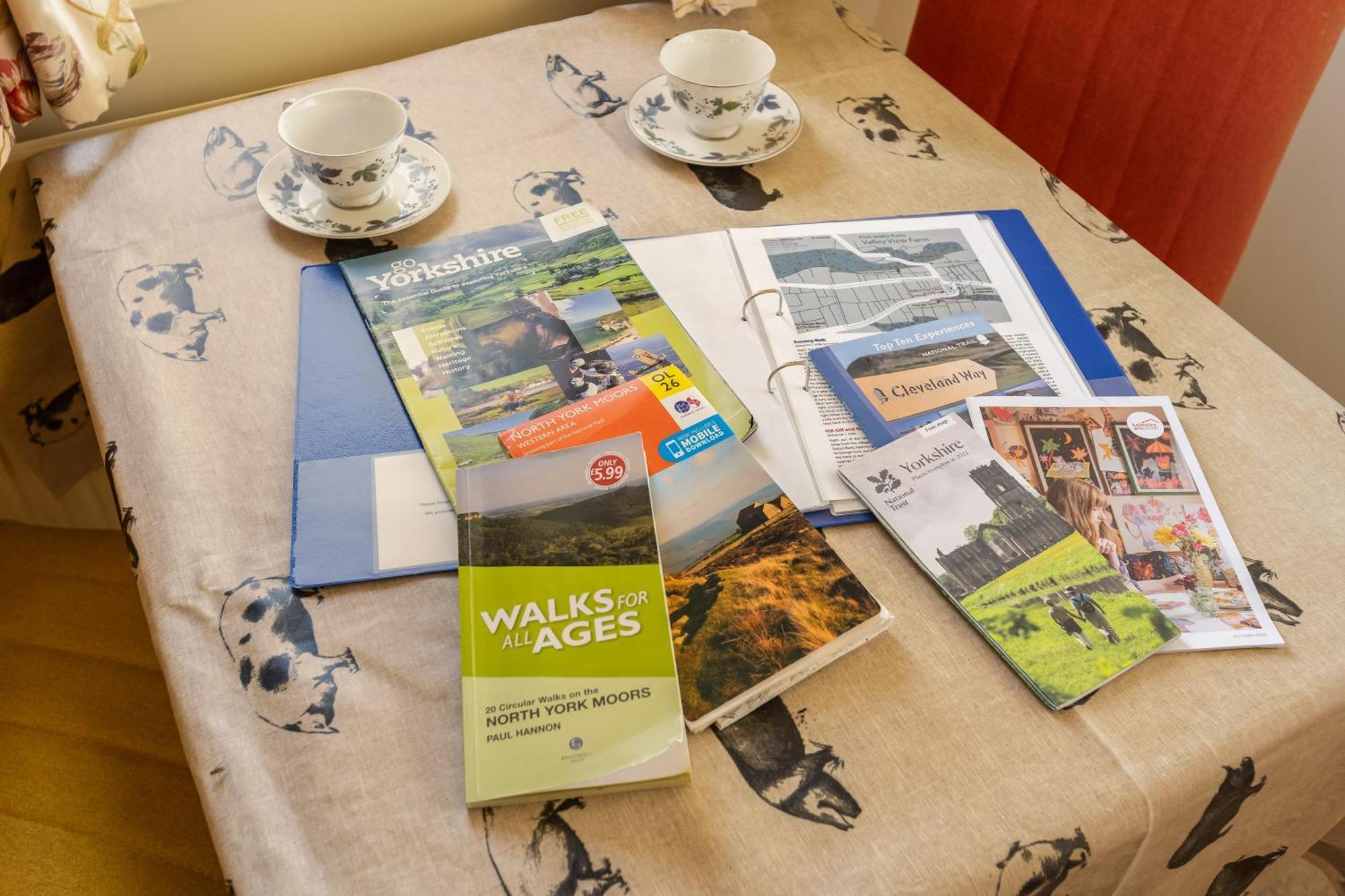 Valley View Farm Holiday Cottages Гелмслі Екстер'єр фото